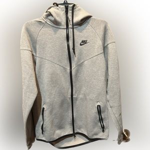 Nike tech Windrunner hoodie jacket